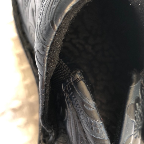 b.ø.c. Peggy Slip-On Embossed Clog - Picture 12 of 12